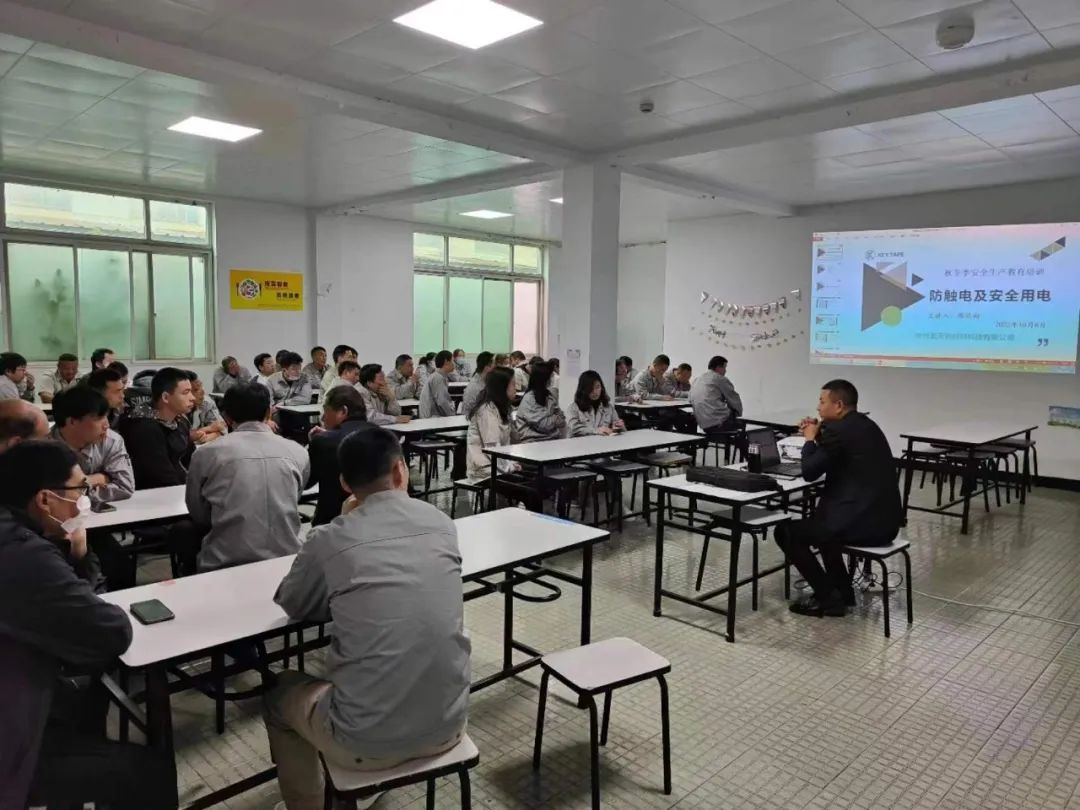 戰(zhàn)疫升級扛重任，同舟共濟(jì)克時艱